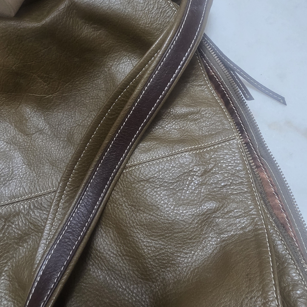Pebbled Olive Shoulder Bag with Adjustable Strap - Picture 4 of 11